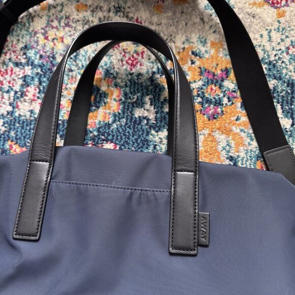 Away The Everywhere Bag Navy Blue Pockets Carry On Travel Nylon Duffle Bag - Picture 6 of 16
